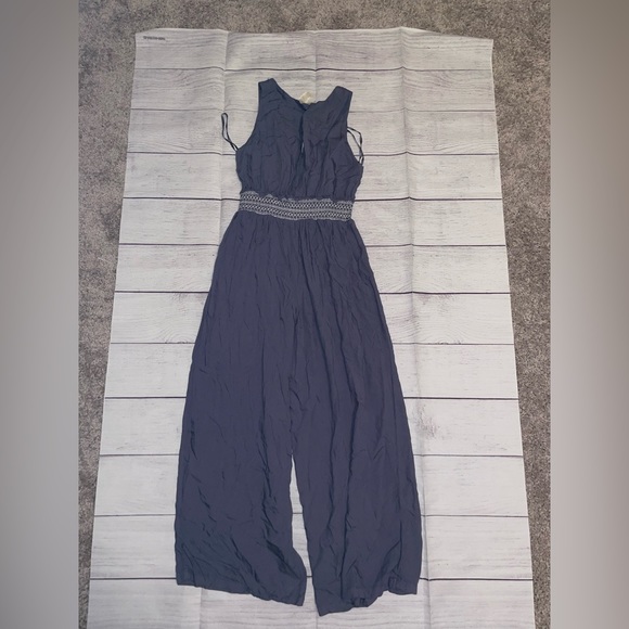 Women's Japna Jumpsuit - Picture 7 of 8